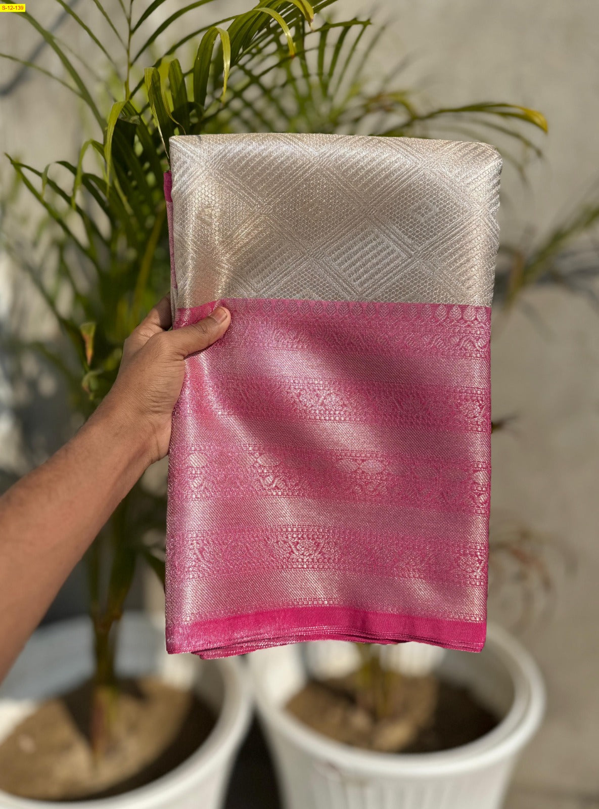 Banarasi tissue soft silk Sarees.