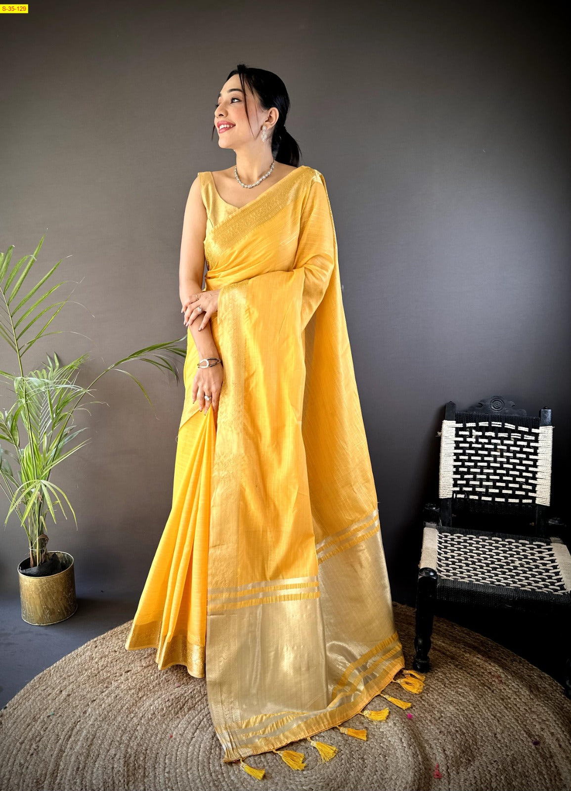 Cotton Sarees with Zari Checks weaves all over the body