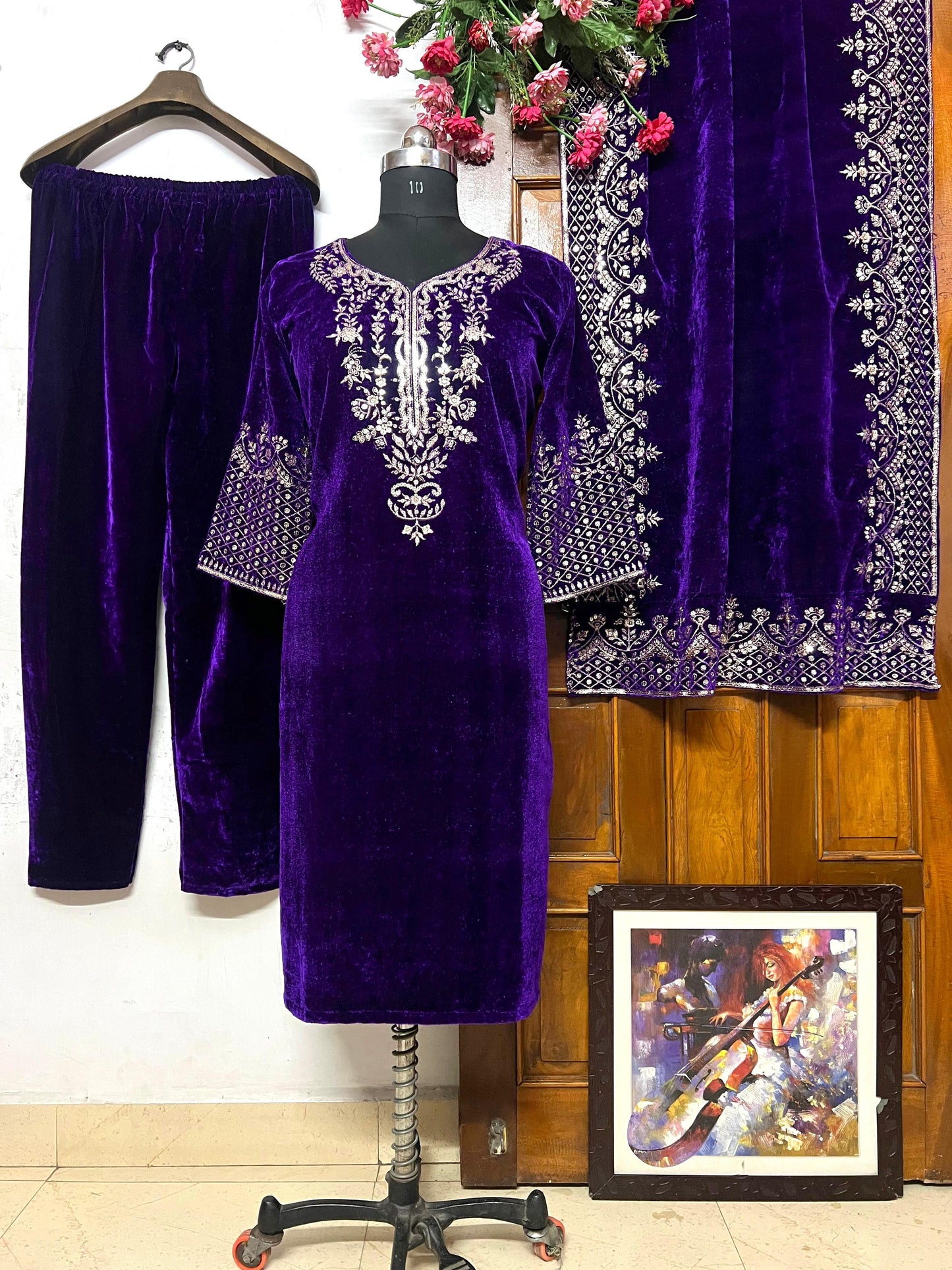 HEAVY VELVET KURTA & PANT (3-PIS SET)