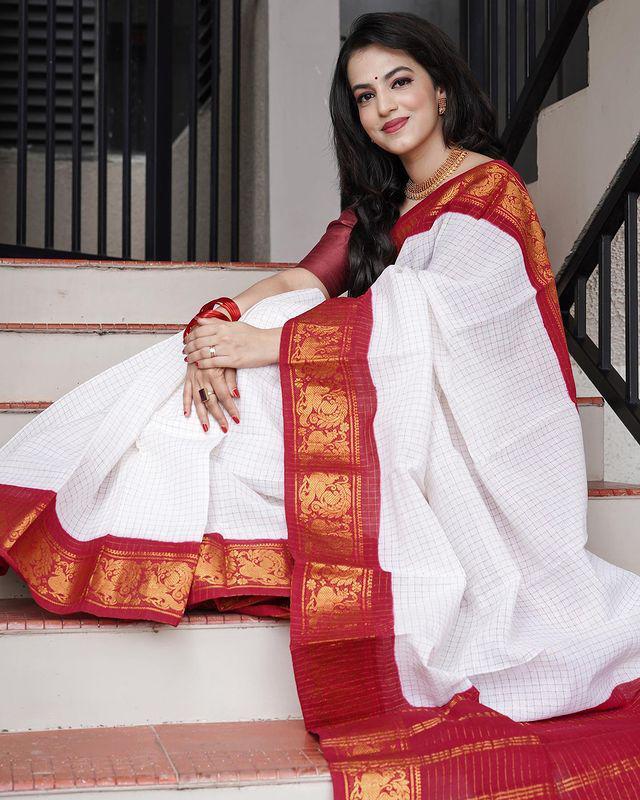 BEAUTIFUL RICH PALLU WITH JACQUARD WORK SAREE.