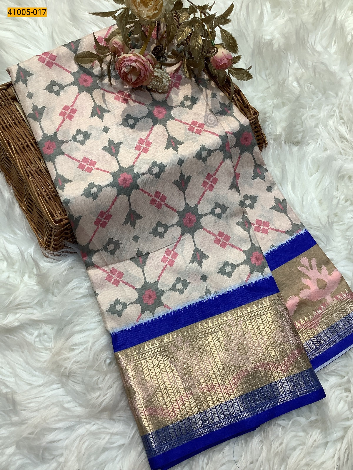 Pochampally Printed Dola Silk Saree