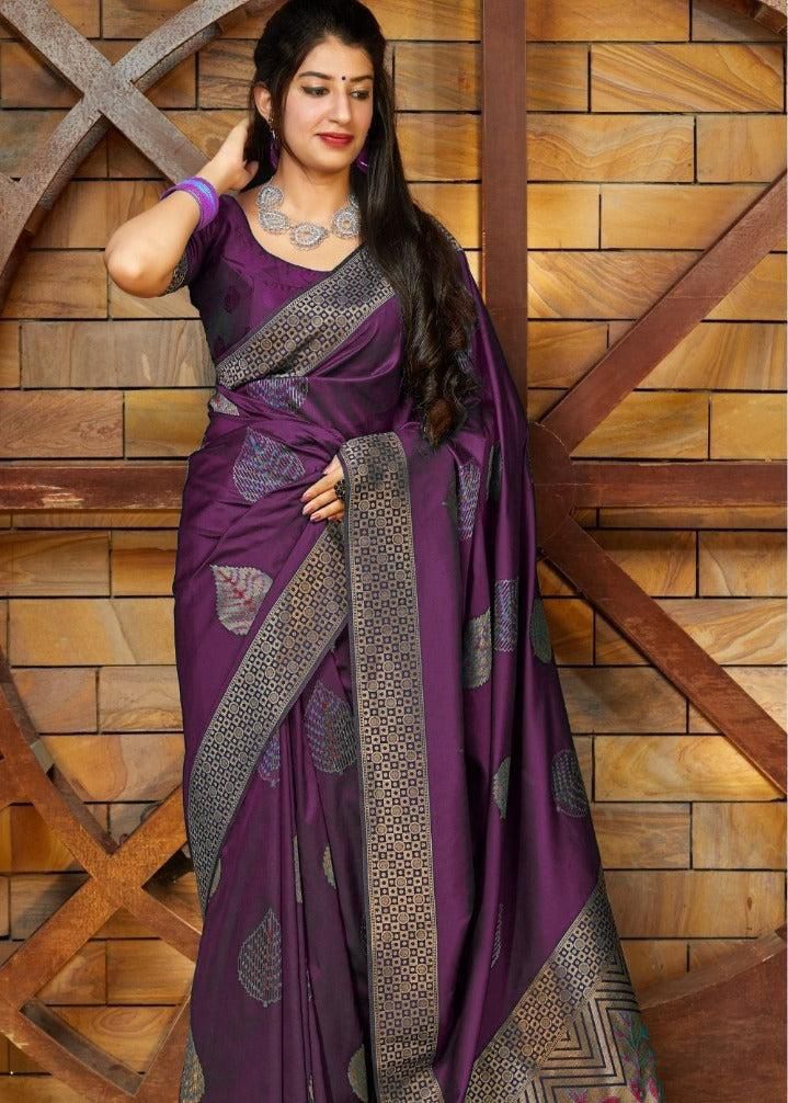 BEAUTIFUL RICH PALLU WITH JACQUARD WORK ON ALL OVER THE SAREE.