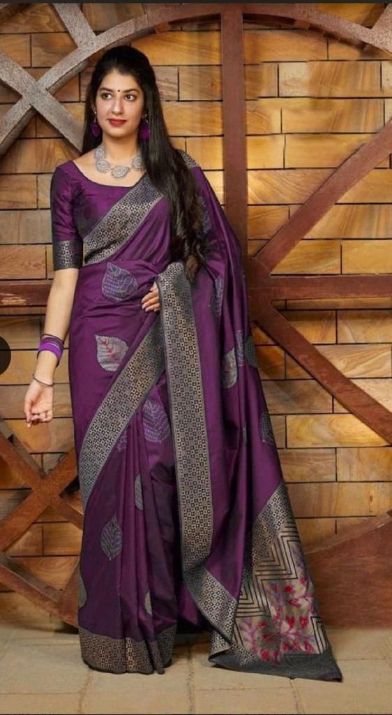 BEAUTIFUL RICH PALLU WITH JACQUARD WORK ON ALL OVER THE SAREE.