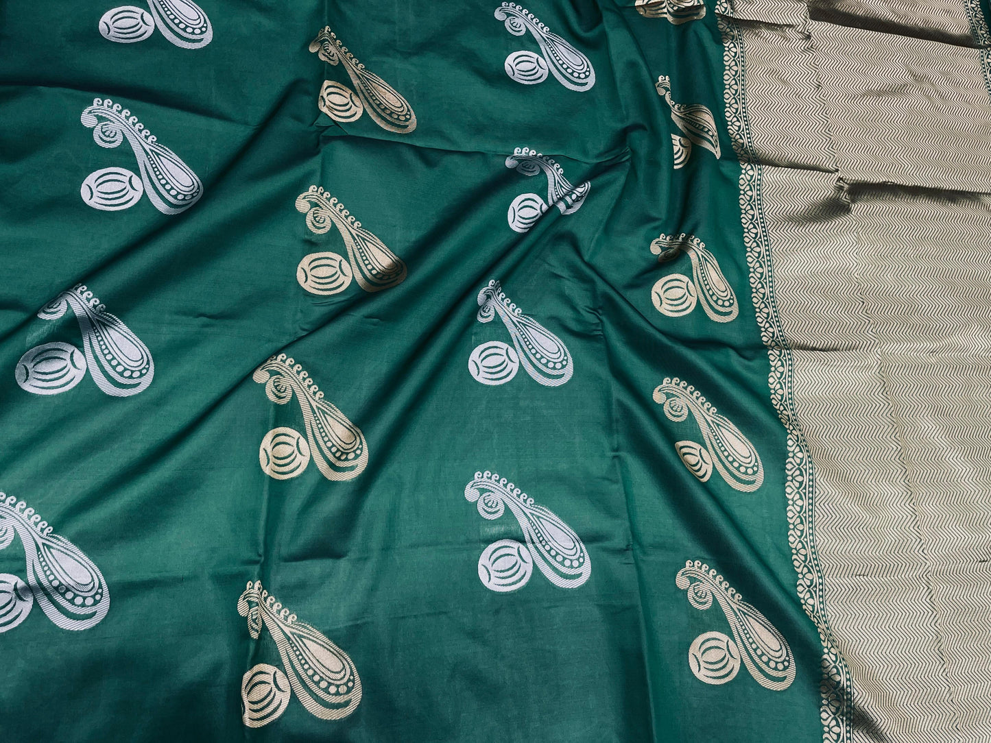 SOFT LICHI SILK SAREE